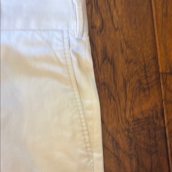 White Flat Front Men’s  Shorts for Casual Wear - Picture 4 of 9